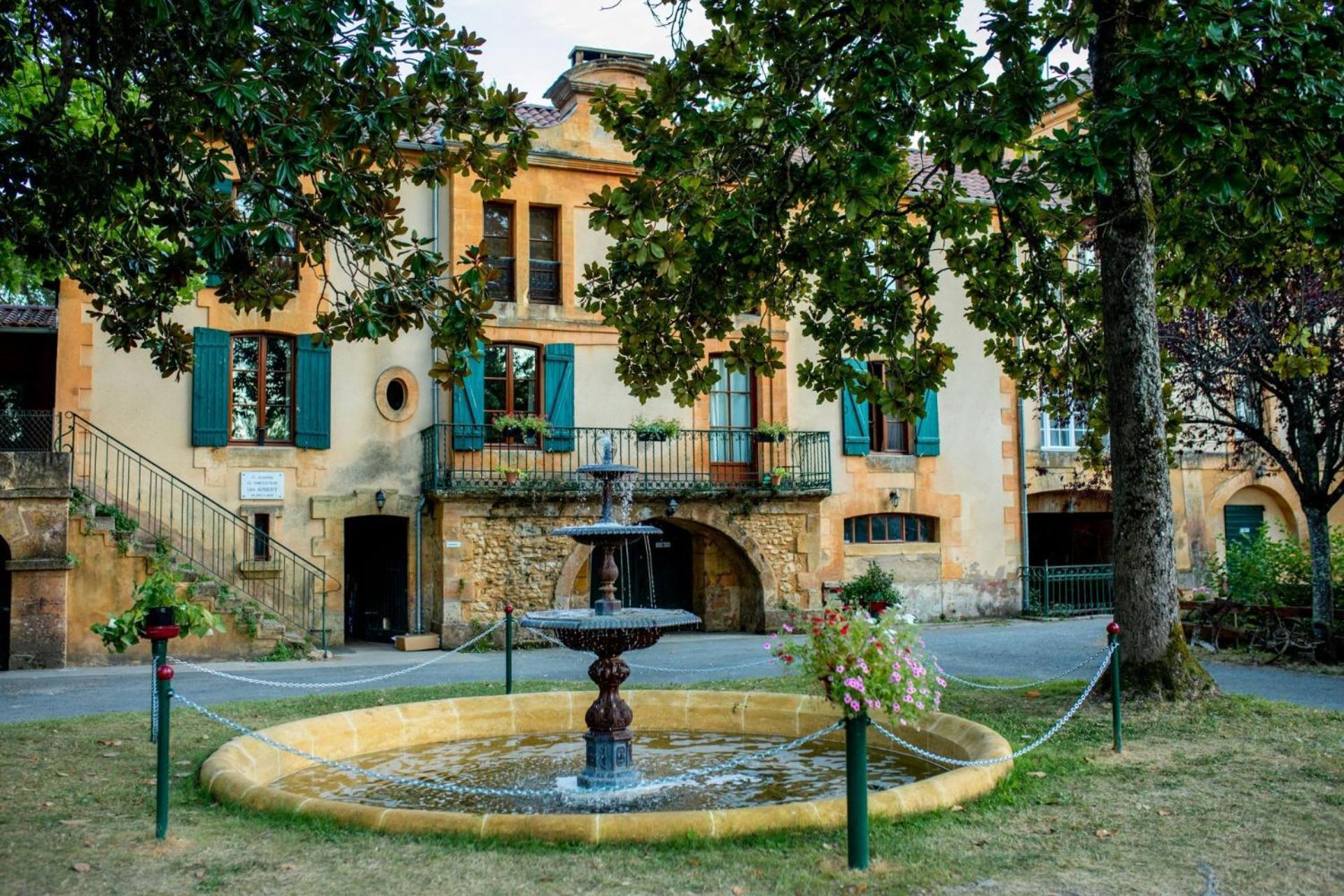 Rcn Le Moulin De La Pique Camping Belvès
